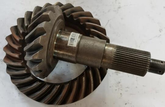 汽车后桥锥齿轮