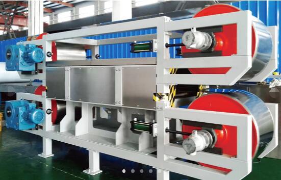 静等压式双钢带压机