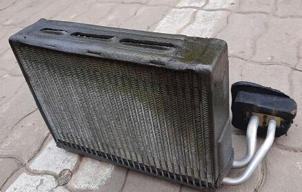 求购奔驰汽车空调蒸发箱